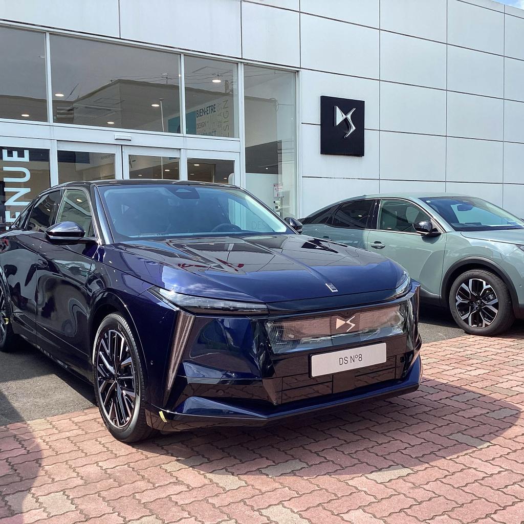 「DS N°8 先行予約受付中｜DS STORE 茨城」